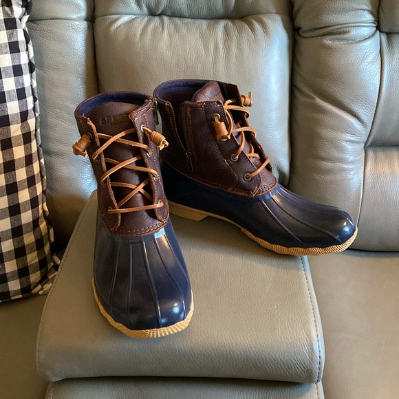 Sperry Boots - Picture 1 of 5